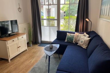 Strandstraße 32 - 04-33