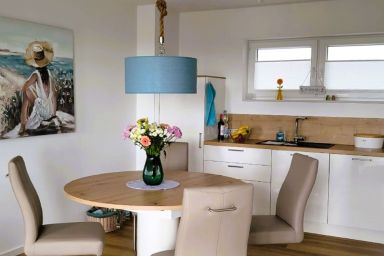 50.5.M Ankerplatz - Moderne, hochwertige Ferienwohnung, Sauna, großer Balkon, Meerblick, strandnah