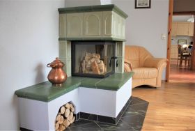 Kamin-/Ofen