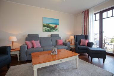 Urlaubsräume am Meer - Tolle Ferienwohnung am Yachthafen mit 2 Balkonen und Blick bis zur nahen Ostsee