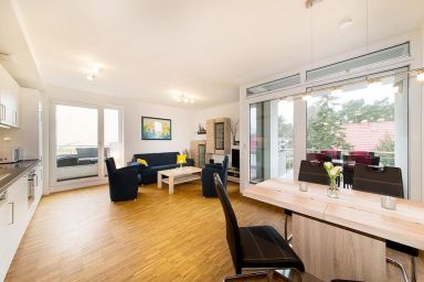 DünenResort Binz - Tolles, strandnahes Ferienapartment mit Hochterrasse, Balkon und Strandkorb