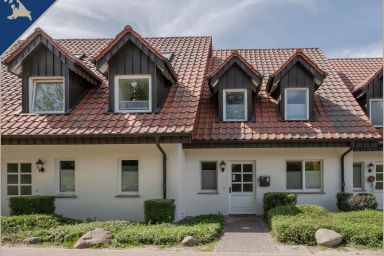 Benz Kirchstraße - Traumhaftes Ferienhaus für bis zu 8 Personen, Terrasse, WLAN, Parkplatz