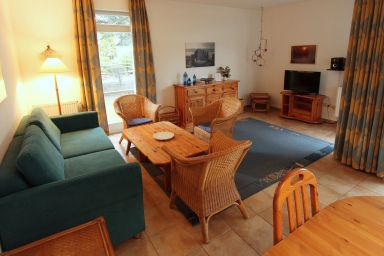 Villa Sanssouci - Ferienwohnung Warnke in Kühlungsborn mit überdachter Terrasse und Strandnähe