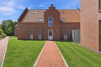 WATT a feeling - WATT a feeling: Balkon und Sielblick in Greetsiel