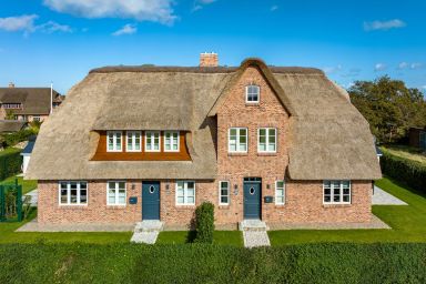 Landhaus Hilla - "Entspannen Sie im Landhaus Hilla: Ihr perfekter Rückzugsort in Dunsum!"
