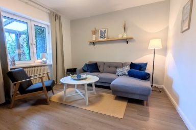 Ferienwohnung Deichglück Norddeich - Komfortable Ferienwohnung Deichglück mit Terrasse, Garten und Strandnähe