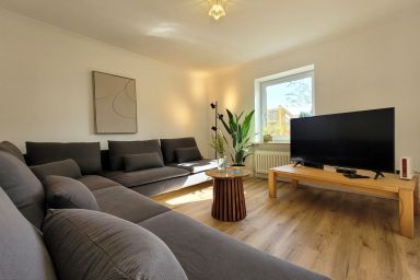 Charmantes und ruhiges Ferienhaus - Strandnah und ideal für große Gruppen - mit Fahrradunterstellplatz und Parkplatz - Gemütliches Ferienhaus "Strandgut" mit Parkplatz - Nah zum Ostseestrand