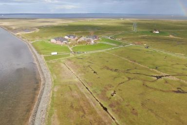 Hallig Hüs 1 - Erleben Sie erholsame Tage in unserer gemütlichen Wohnung auf Langeneß Hallig