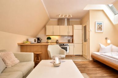 FeWo Am Alten Strom - Ferienwohnung mit Tiefgarage direkt unter dem Haus