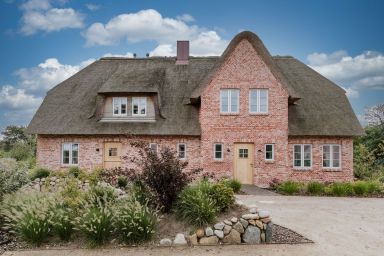 Ual Smes - Moderner Ferienhausteil mit Sauna, Garten und außergewöhnlichem Landschaftsblick