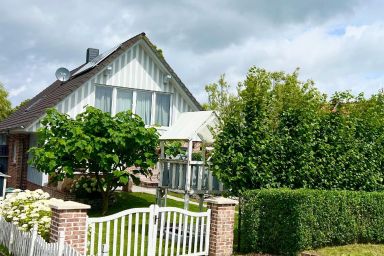 Villa "Deichblick" mit Sauna