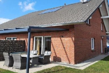 Ferienhaus in Zierow mit Grill und Terrasse