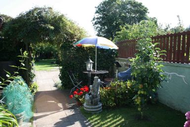 Ferienwohnung mit Gartenfreisitz