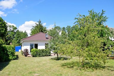 ***Ferienhaus Naturidyll mit großem Garten***