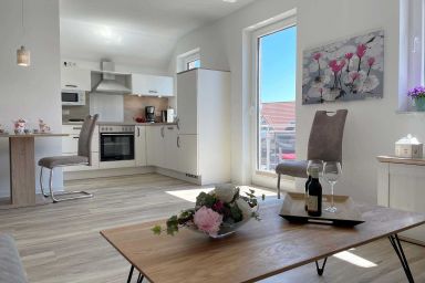 Haus Nordseekrabbe - Ferienwohnung Pewsum