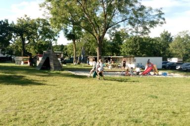 Landgut Dargast Camping - Zeltplatz 12