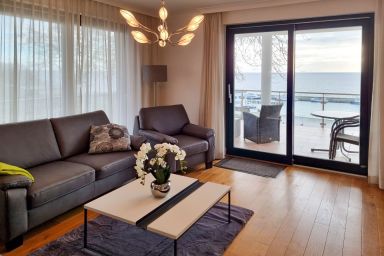 Villa Friede Marie - App. Finja *Hafen-Ostsee-Blick* - Finja