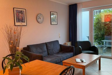 Appartementhaus mit Balkon im Ostseebad Göhren (HN) - 27 schöne 2-Raum-Ferienwohnung mit Terrasse