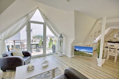 Strandhaus Meetz - Ostseeblick 4Zi. 85qm Meerblick, 2xBalkon, 2+3.OG o.Fahrst.