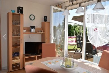 Ferienhaus Amselgarten OFC 03 - Ferienhaus Amselgarten, Terrasse und Garten