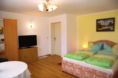 Ferienhaus Alice *10 Gehminuten vom Strand entfernt* - Zi. 3- großes Ferienzimmer 25m² inkl. WLAN & Parkplatz