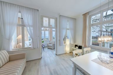Villa Germania,1. Reihe, einige Whgn. SEEBLICK - Villa Germania I. OG 3, SEEBLICK