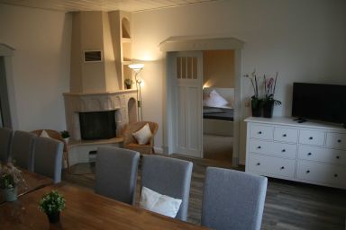 Ferienvilla XL Leuchtturmblick Bastorf nahe Kühlungsborn - EG 4-Raum-Ferienwohnung (86m², max 6 Personen)