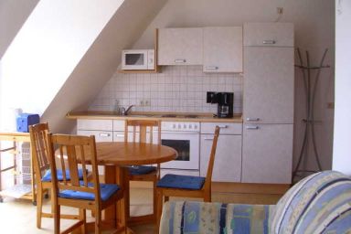 Ferienhof Peter an der Nordsee - Galerie-Ferienwohnung Seeschwalbe für max. 2 Erw. + max. 2 Kinder