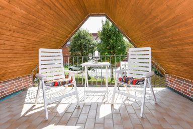 Haus Ankerplatz in Esens - Ferienwohnung Kapitänskajüte