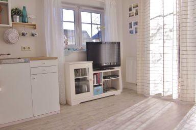 Sonnige FeWo in Klein Zicker - nur 2 min. zum Strand WE9643 - Ferienwohnung Andreas Nitsch