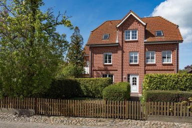 Gästehaus Nielson, Terrassenwohnung Sommerwind mit Garten