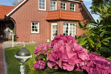 Ferienwohnung Deichblick - Nordseeurlaub in hochwertiger 140qm  FeWo mit Garten im idyllischen Butjadingen