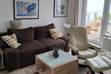 Ferienwohnung "Skaja" - strandnahe Ferienwohnung mit großer Dachterrasse