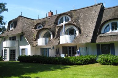 Störtebeker Strasse 14 Whg. 5 "Kiek mal Kiek" - Freundliche Ferienwohnung im Reetdachhaus