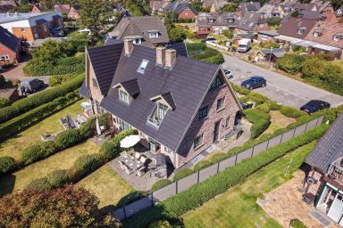 Hoogen Hüs - Ferienhaus,  für bis zu 6 Personen mit Garten und Sauna.