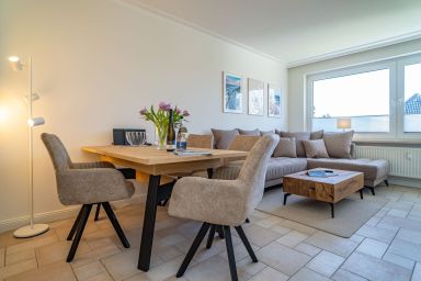 Ferienliebe Westerland - 3-Zimmer-Ferienwohnung für bis 4 Personen mit Balkon.