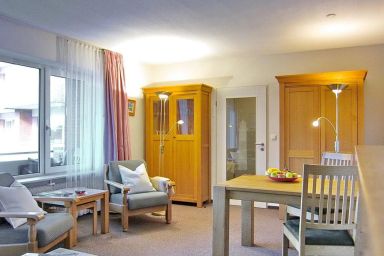 Holiday Residenz - Apartment für 6 Personen mit Balkon für tollen Urlaub auf der Insel Borkum