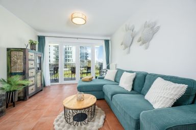 NordseeResort Friesland - Stilvolles Familienapartment an der Nordsee mit Balkon und privater Sauna