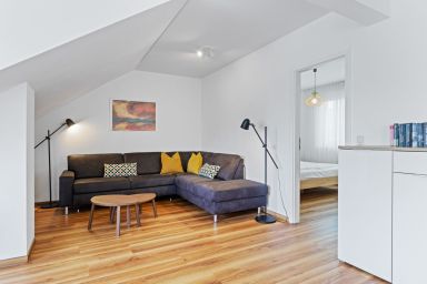 Meeresblick - Tolle Dachgeschoss-Ferienwohnung mit Loggia und Meerblick - nur 40 m zum Strand!