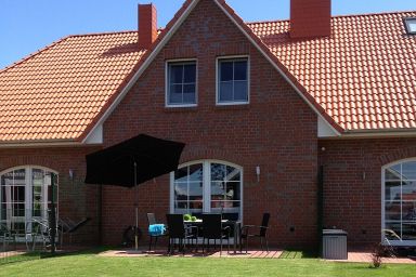 Grachtenperle - Ferienhaus (85qm) für 4 Personen + Hund mit Wasserblick, Garten und Gäste-WC