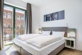 Schlafzimmer mit Doppelbett