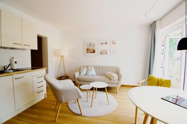 Haus Falkenweg 5 - Ferienwohnung kleine Ruhe Oase - Waldrandlage, zentral in Scharbeutz