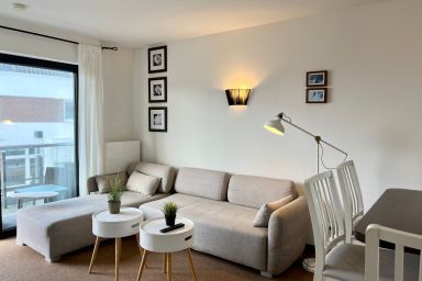 Apartmenthaus Seemöwe - Gemütliche 3-Zimmer-Wohnung mit Balkon und zwei Schlafzimmern