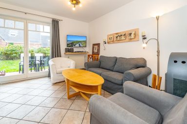 Haus Conwind Wohnung 1 - Komfortable Ferienwohnung Syltkoje mit Terrasse und Parkplatz auf Sylt