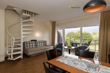 Apartment für Fünf 54 - Ferienwohnung 54 – Komfort und Ruhe auf zwei Ebenen mit Balkon und WLAN