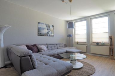 Residenz Unter den Linden 24 idyllisch gelegen - Großzügige 81m² Ferienwohnung im 2. Stock für bis zu 4 Personen und Hund