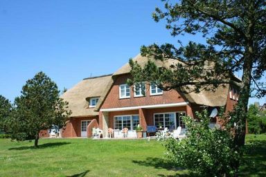 Bredland 11 - Whg. "Am Meer" - Ferienwohnung Am Meer in Bredland: Strandnah, Terrasse & Haustiere erlaubt