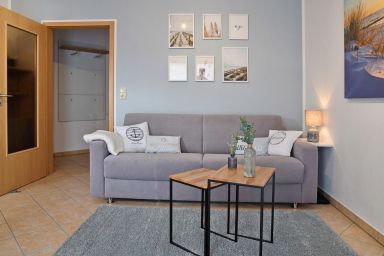 Waldstraße 32 - Helle 2-Zimmer-Wohnung für bis zu 4 Personen in Strandnähe