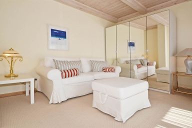 Ferienwohnung Studio - Gemütliche Ferienwohnung in Ahlbeck mit kleinem Garten – nur 400 m zum Strand!