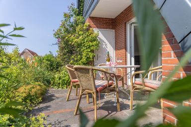 50171 Haus Antje I - Topsanierte Ferien- Doppelhaushälfte mit Garten in Strandnähe